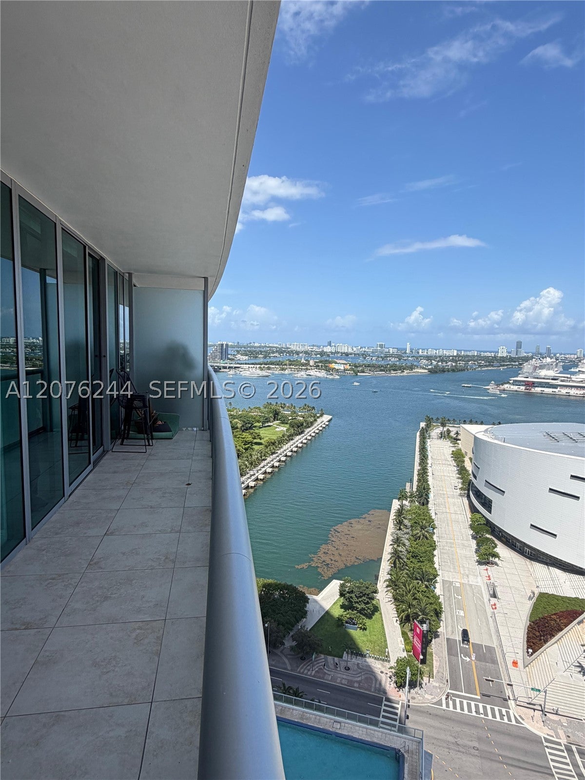 888 Biscayne Blvd 2702
