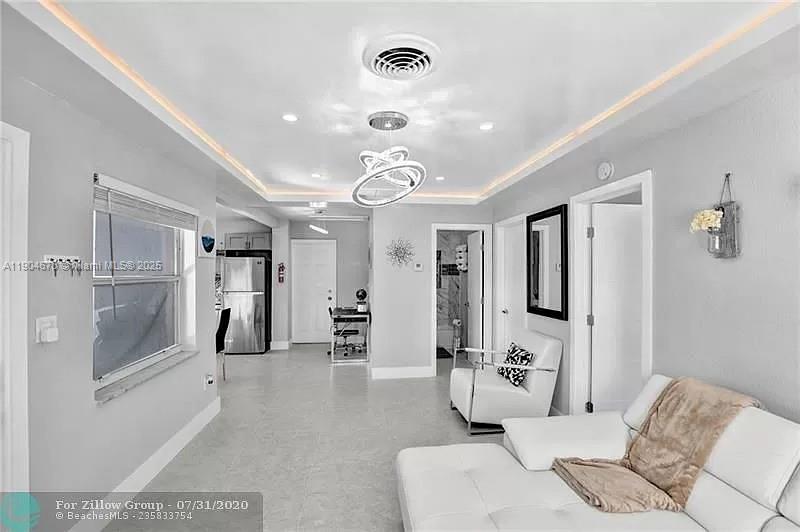 OCEAN BREEZE GARDENS RESU - Residential Lease