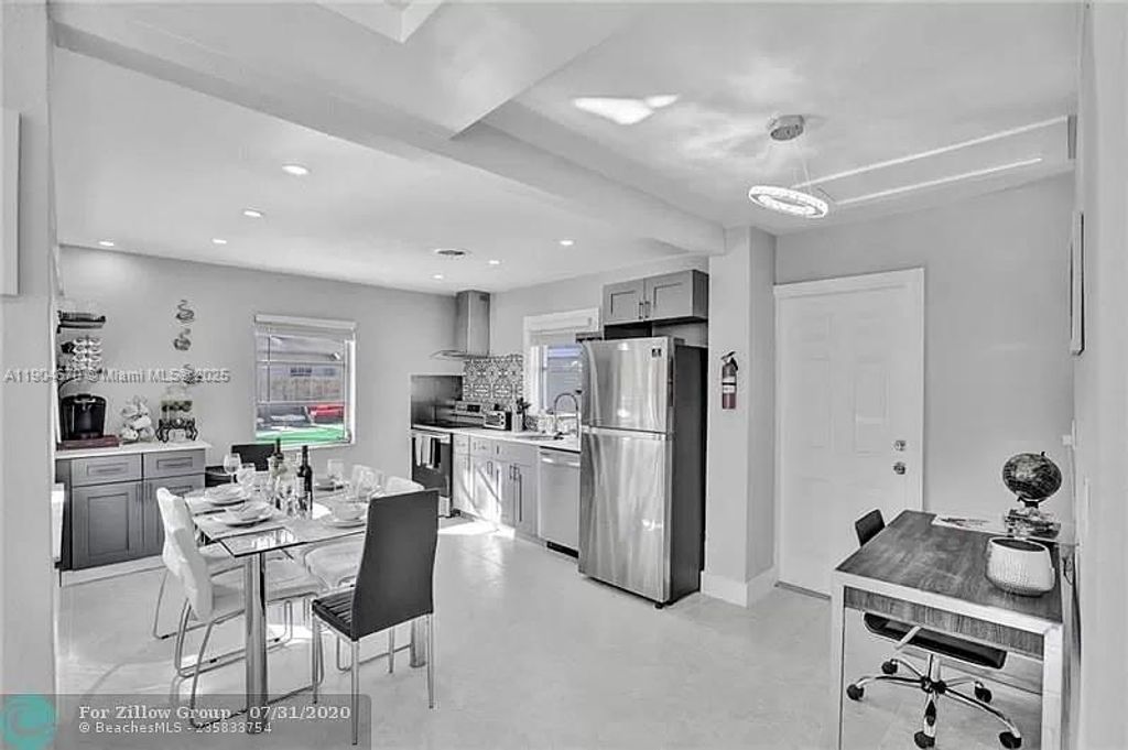 Photo of 608 N 24th Ave #608, Hollywood, FL 33020 (MLS # A11904670)