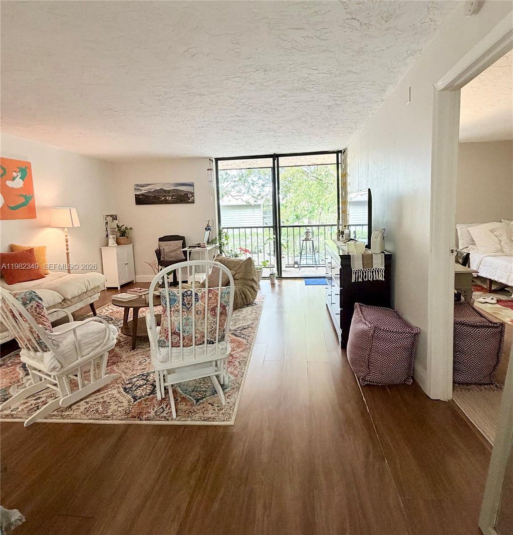 Photo of 450 Commodore Dr #214, Plantation, FL 33325 (MLS # A11982349)