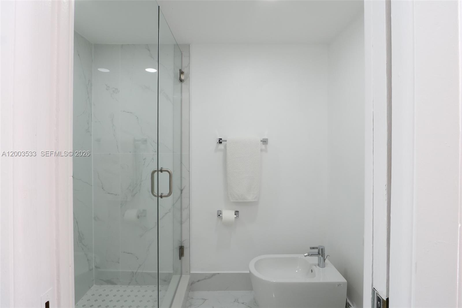 WESTCHESTER POINT CONDO - Residential