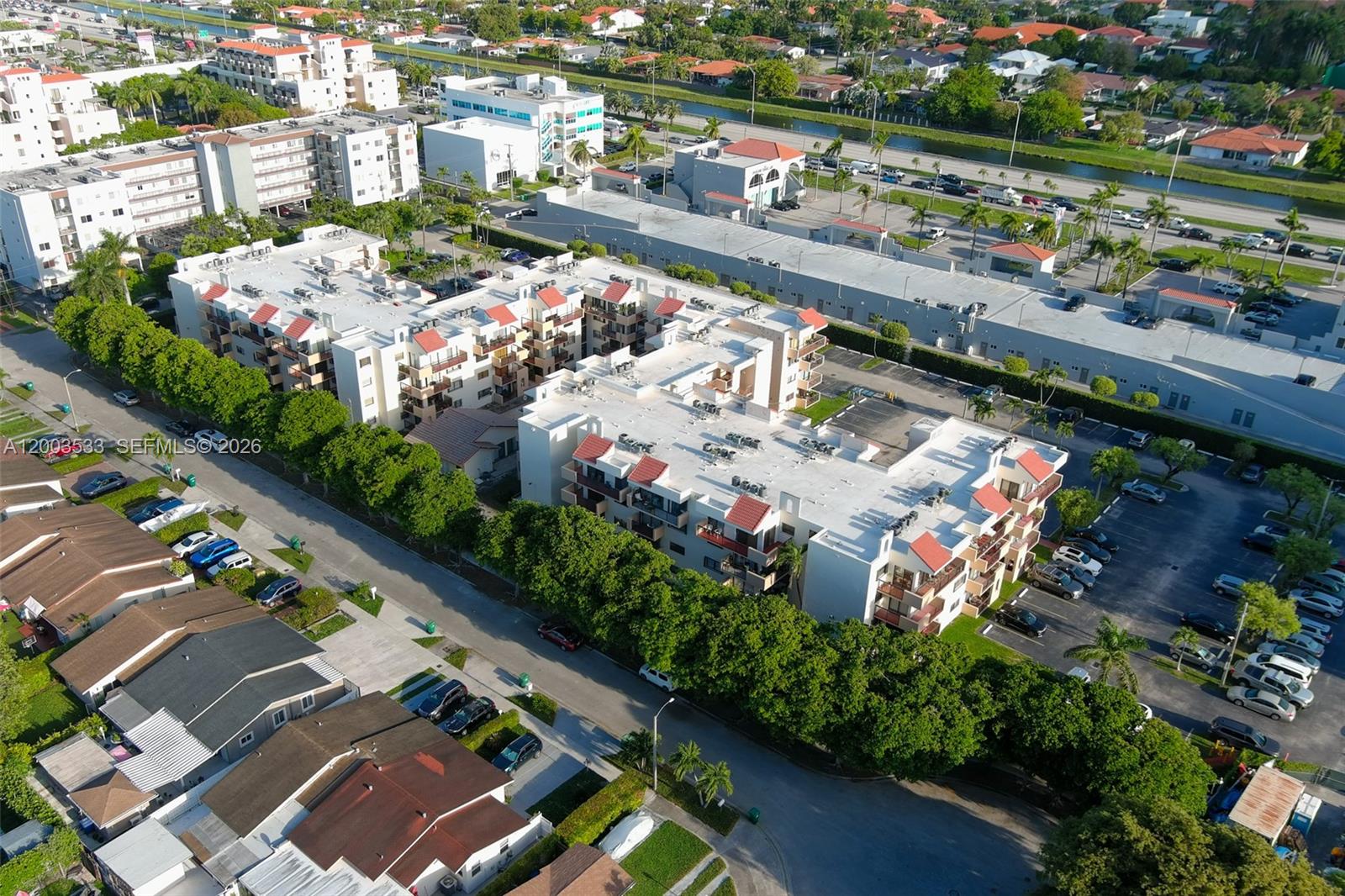 WESTCHESTER POINT CONDO - Residential