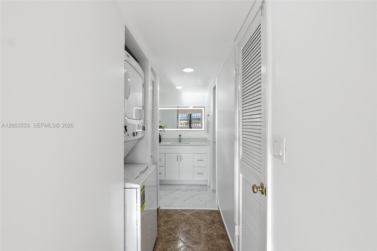 WESTCHESTER POINT CONDO - Residential