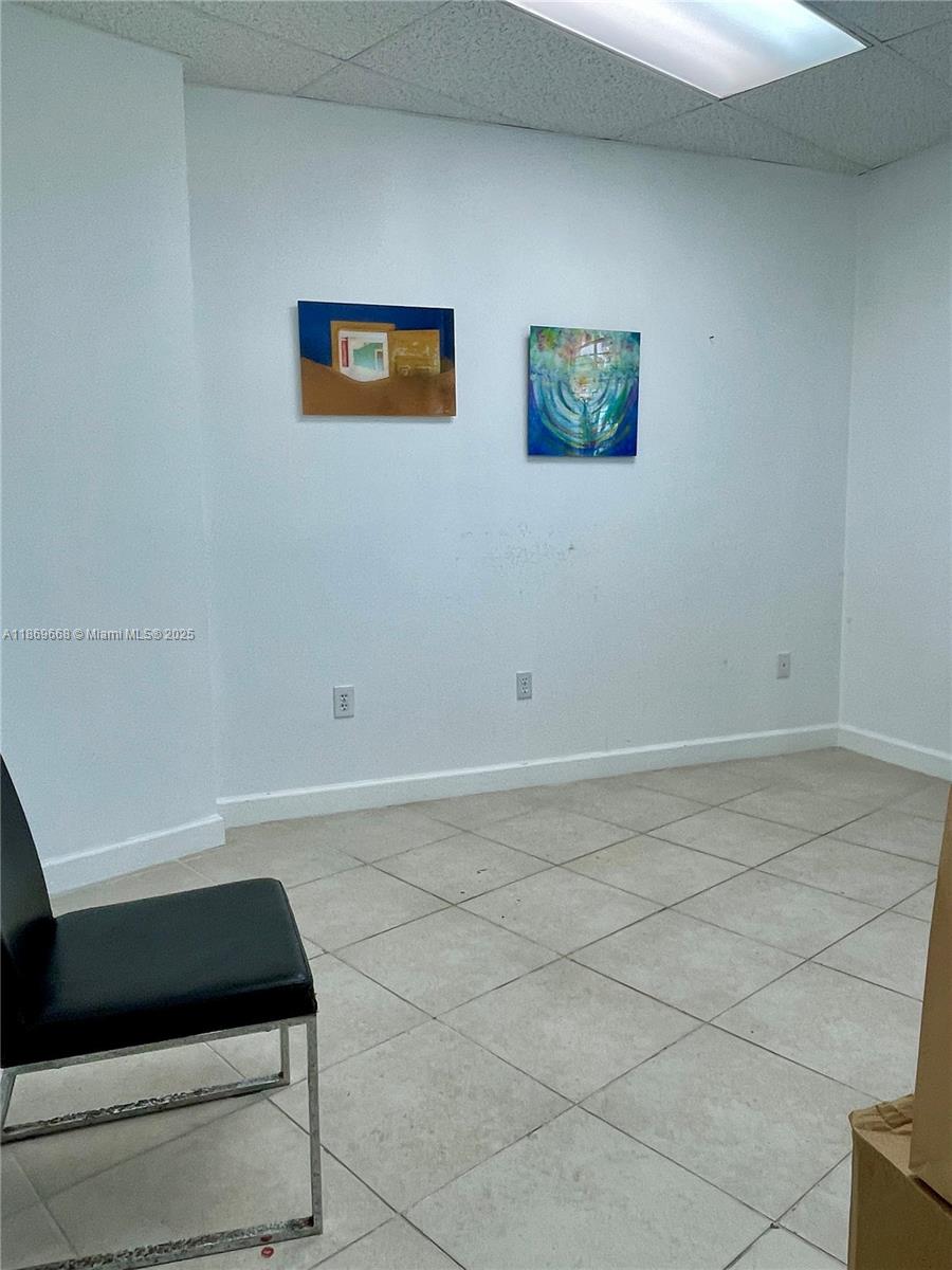 18319 W Dixie Hwy 206