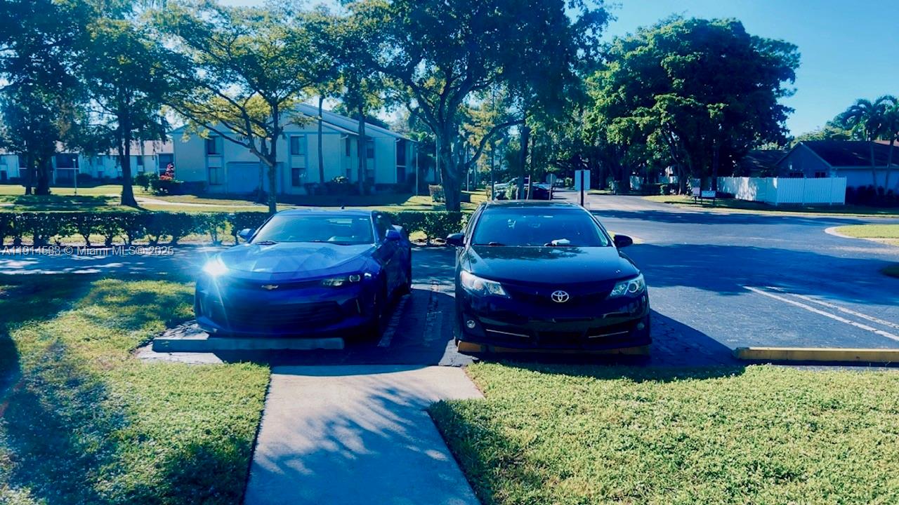 PALM CLUB VILLAGE I CONDO - Residential