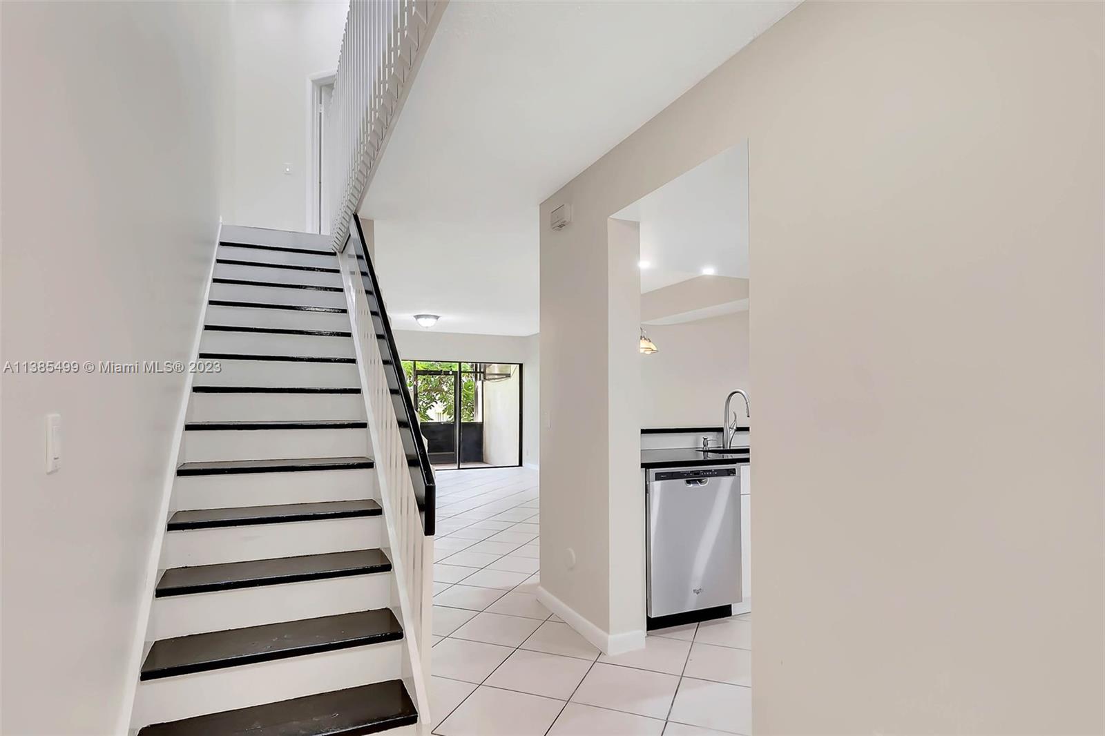 GLEN EDEN AT DAVIE - Residential Lease