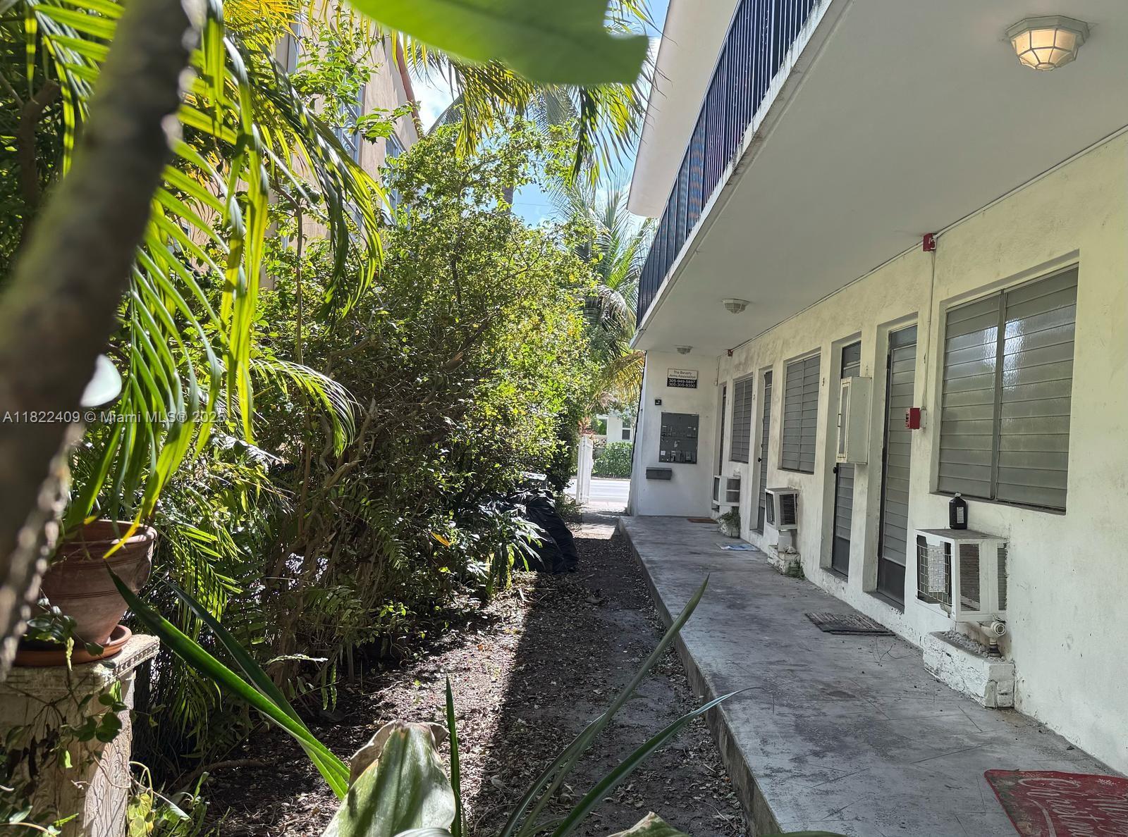 THE BEVERLY ARMS CONDO - Residential Lease