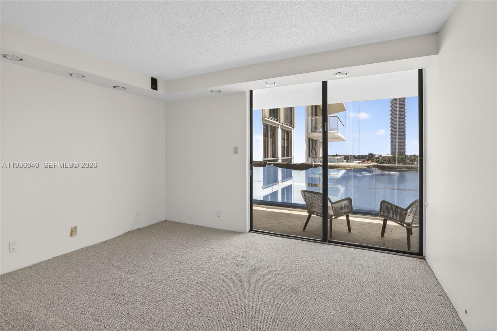 TURNBERRY ISLE CONDO - Residential