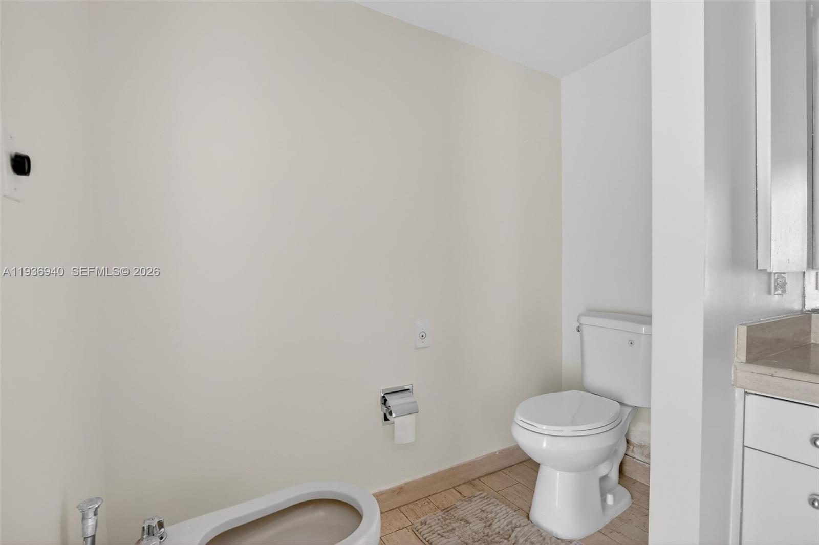 TURNBERRY ISLE CONDO - Residential