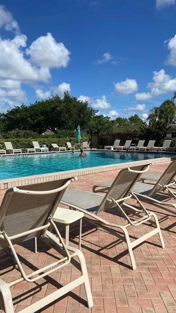 NO 8 PALM-AIRE COUNTRY CL - Residential Lease