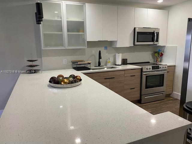 NO 8 PALM-AIRE COUNTRY CL - Residential Lease