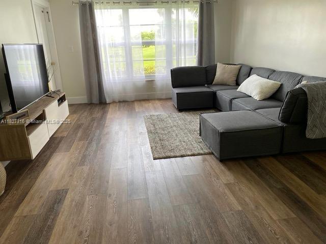 NO 8 PALM-AIRE COUNTRY CL - Residential Lease