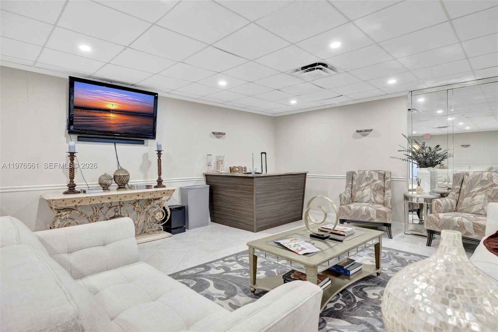 GALLEON CONDO - Residential