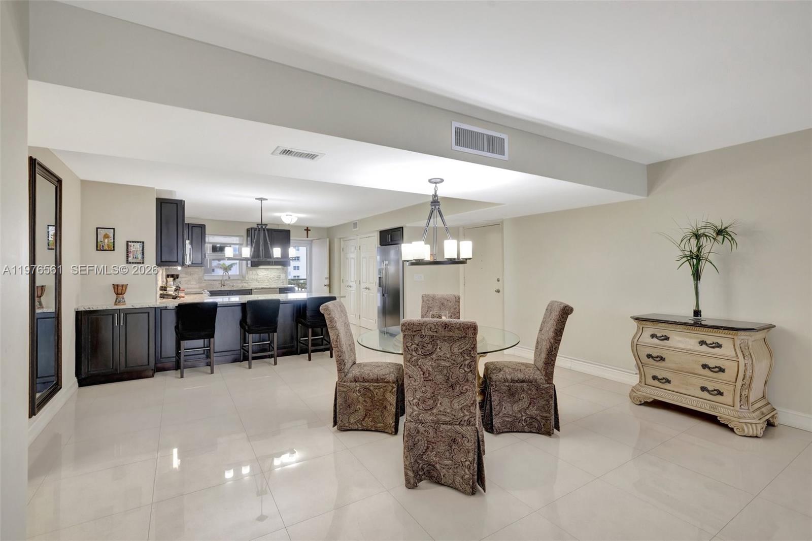 GALLEON CONDO - Residential