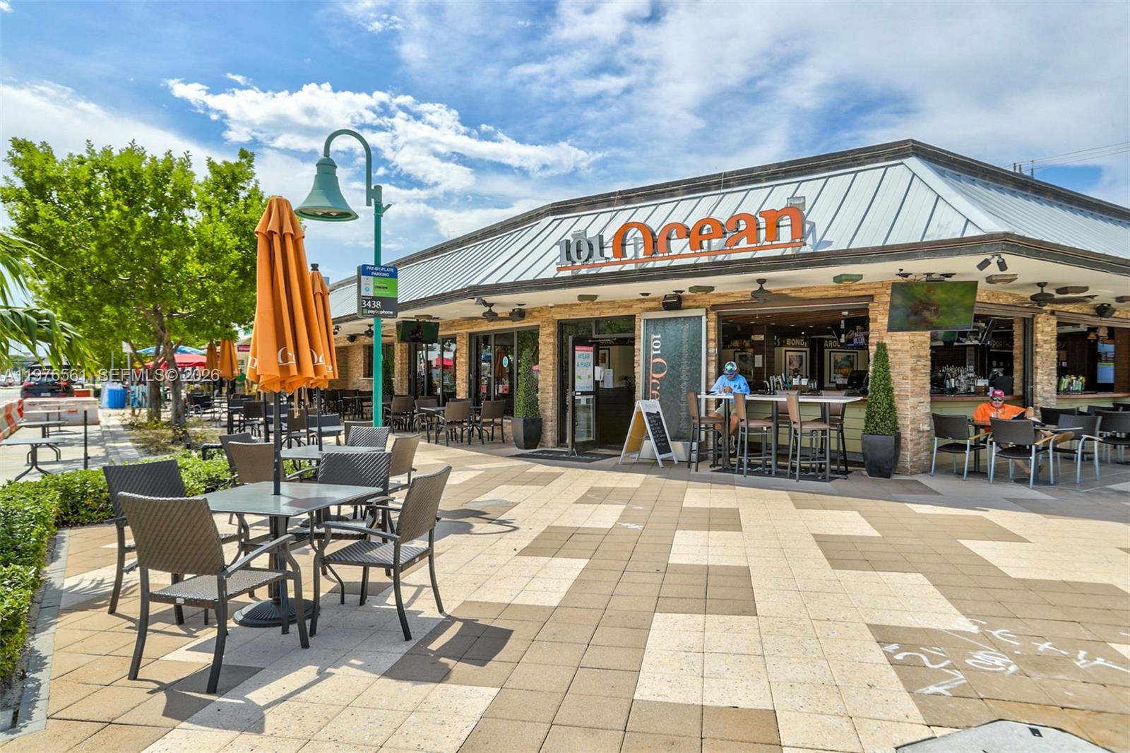 GALLEON CONDO - Residential