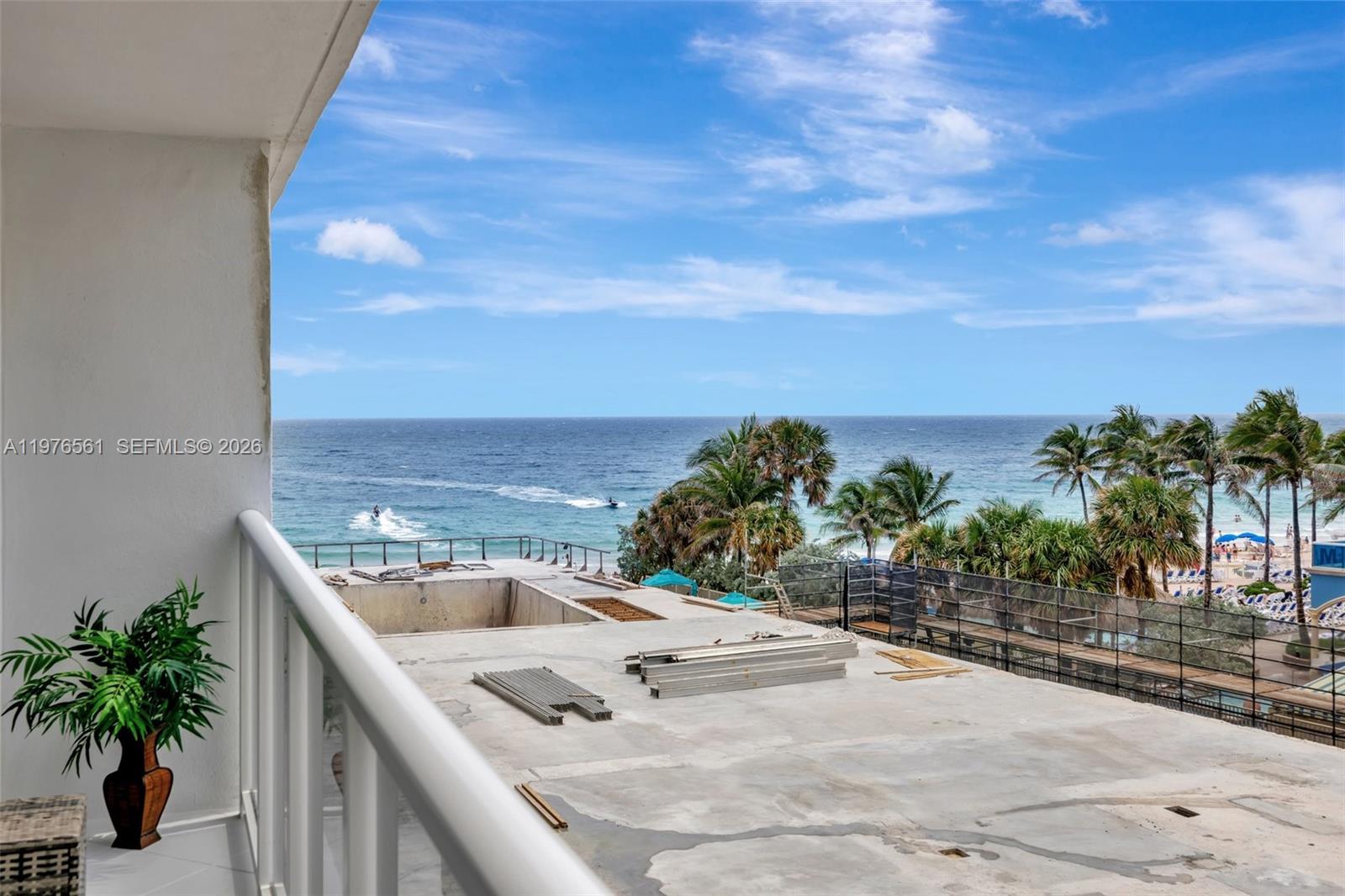 GALLEON CONDO - Residential