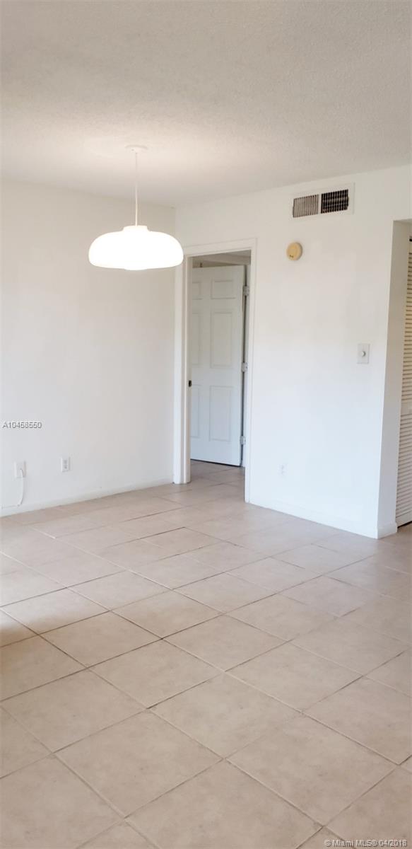 HOLLYWOOD PARC CONDO - Residential Lease