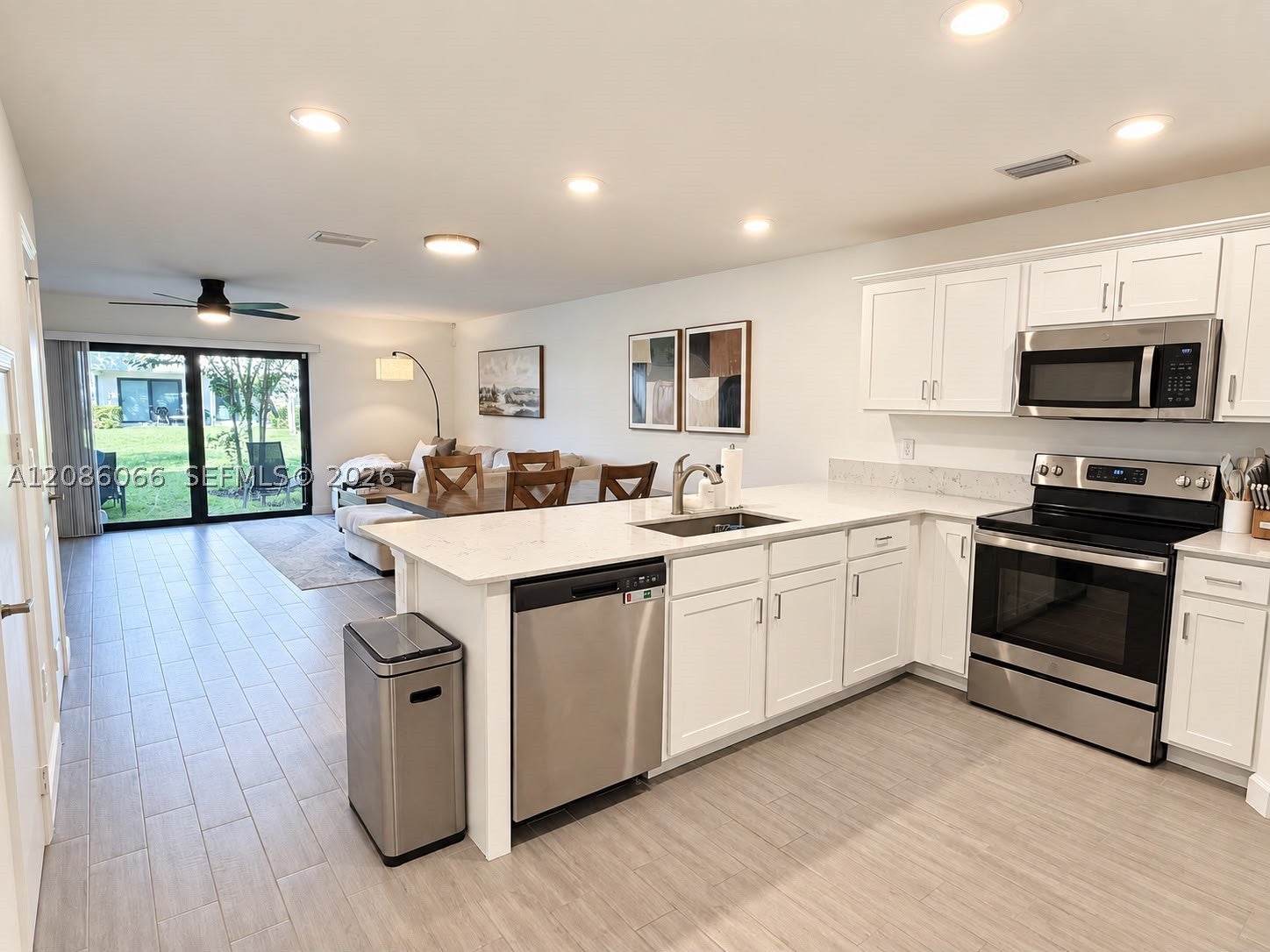 5013 Woods Edge Cir