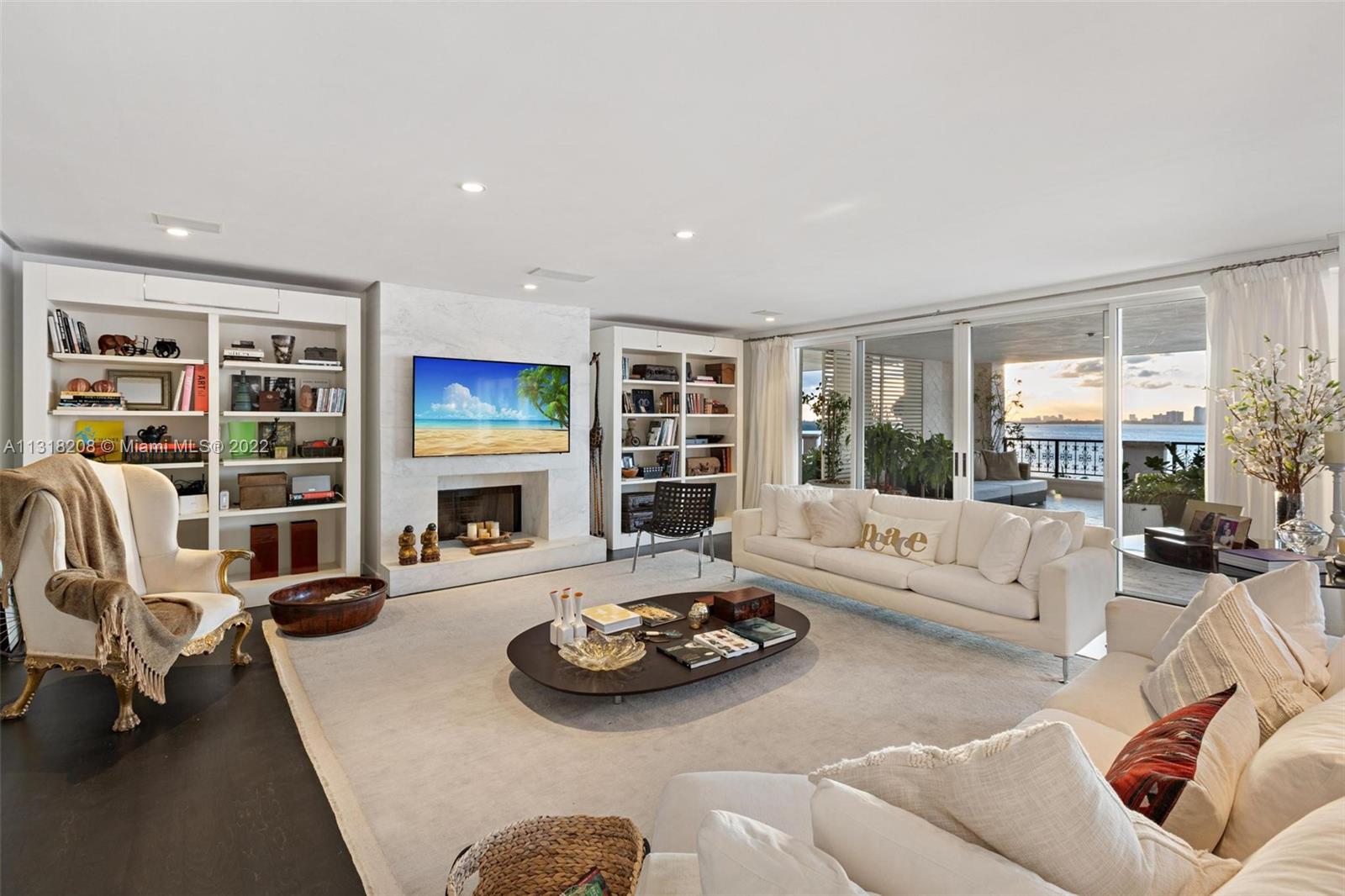 BAYVIEW FISHER ISL CONDO - Residential