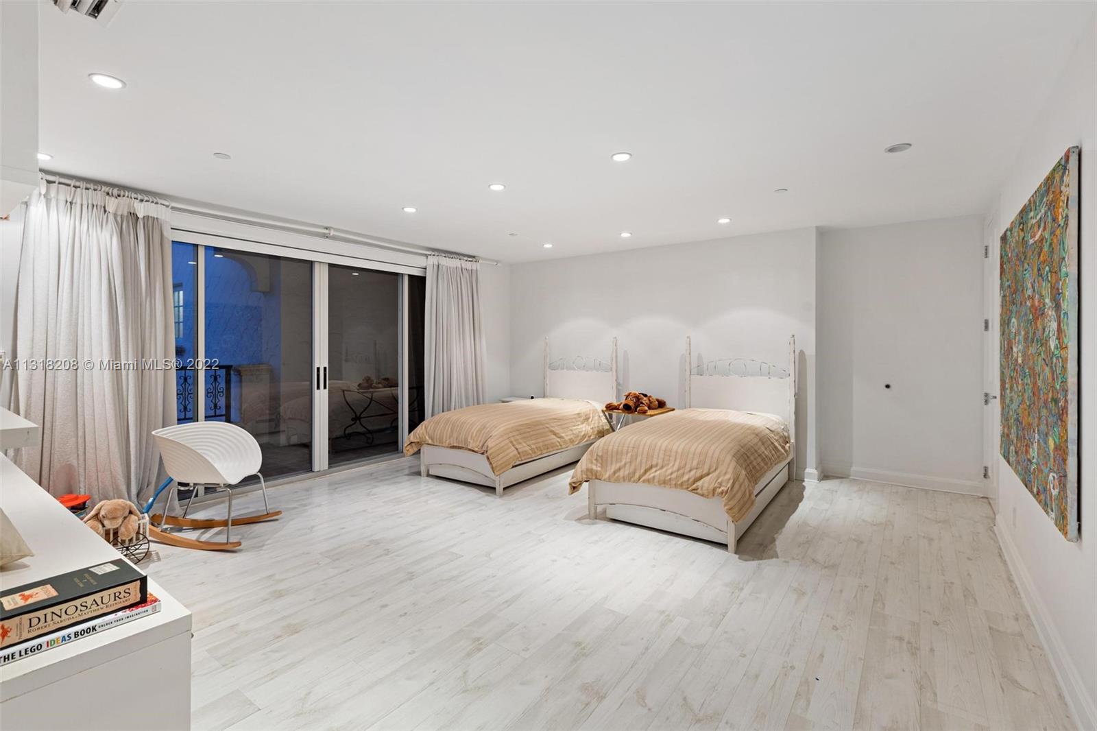 BAYVIEW FISHER ISL CONDO - Residential