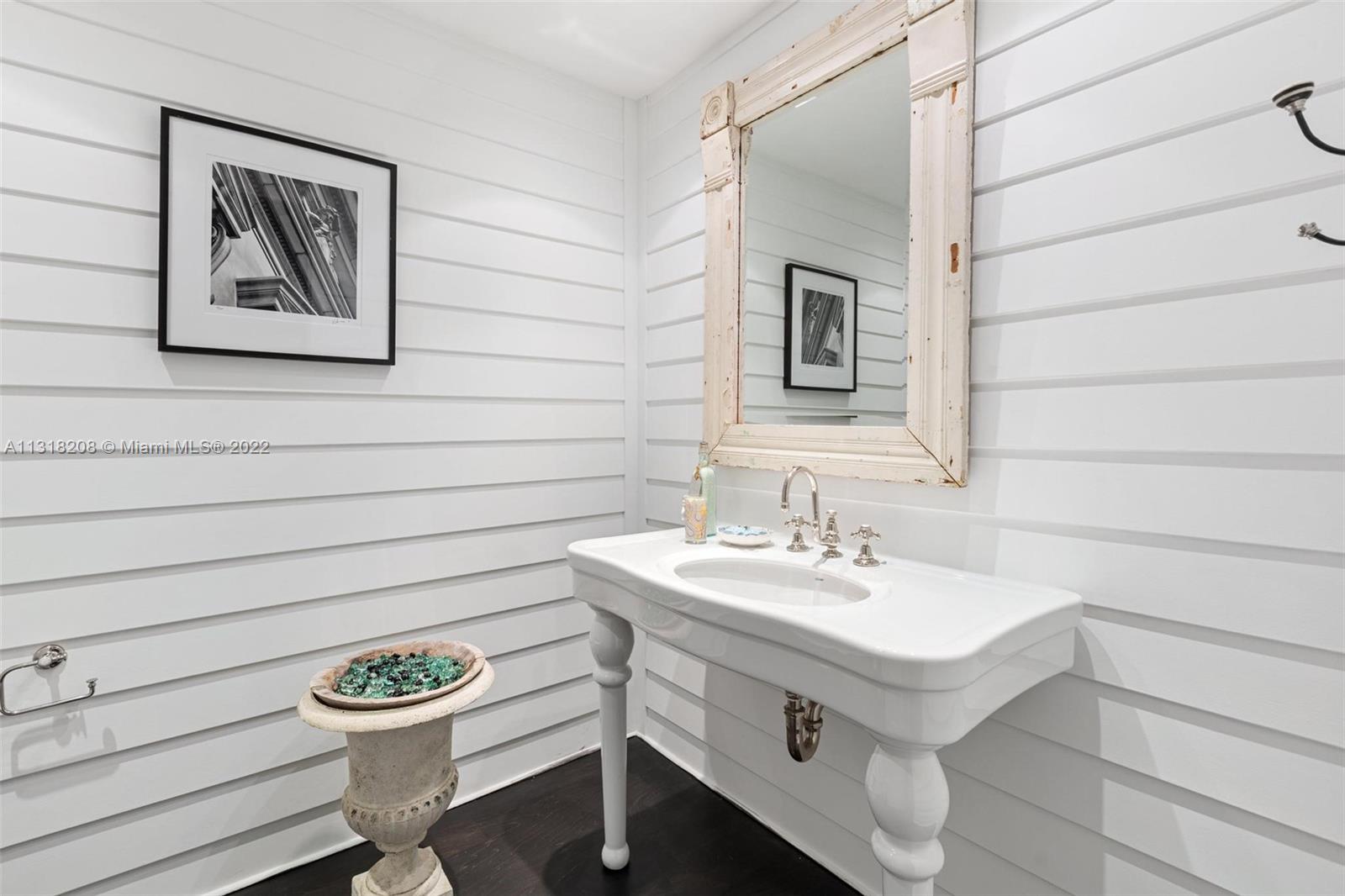 BAYVIEW FISHER ISL CONDO - Residential