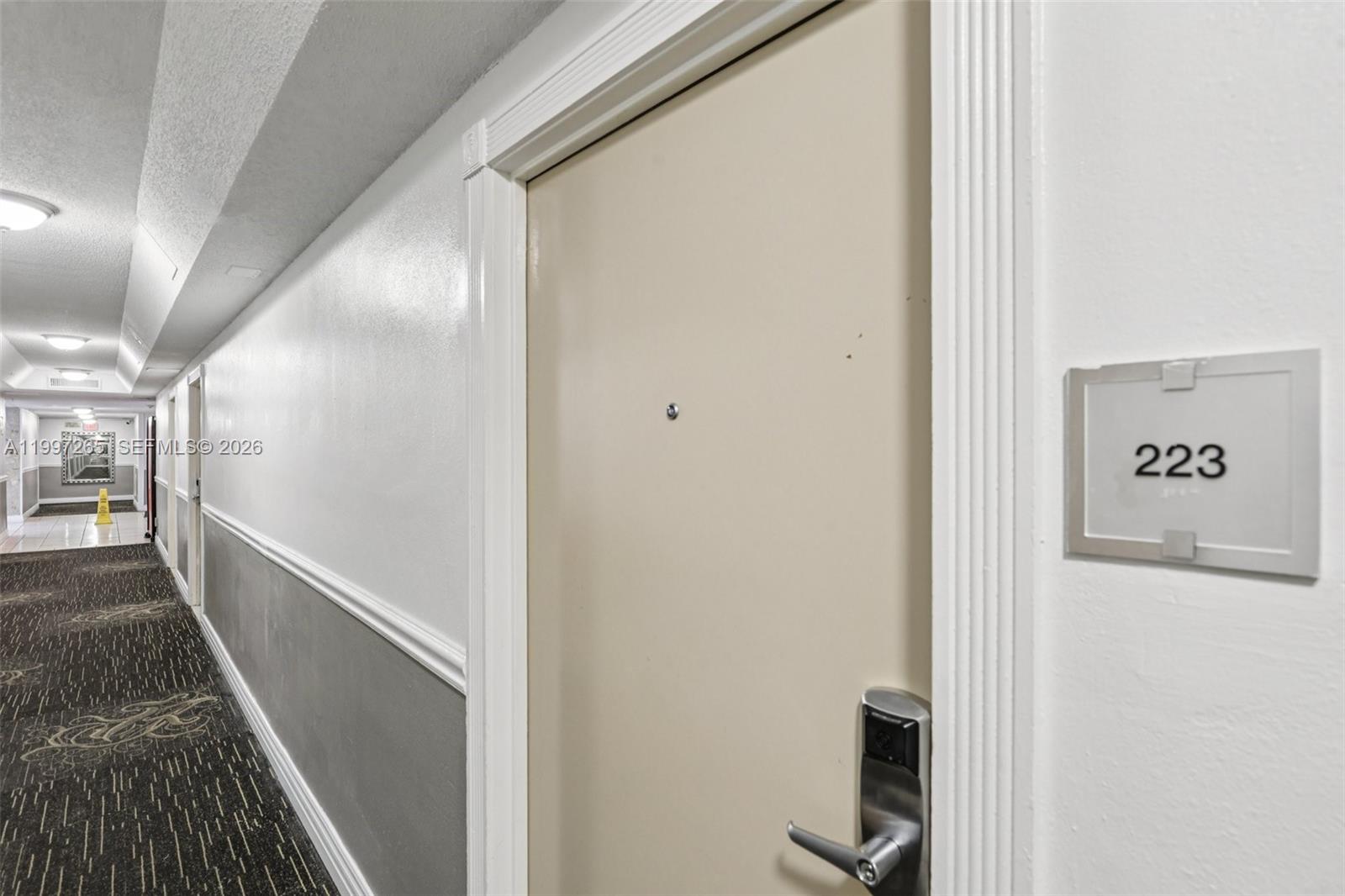 19201 Collins Ave 223