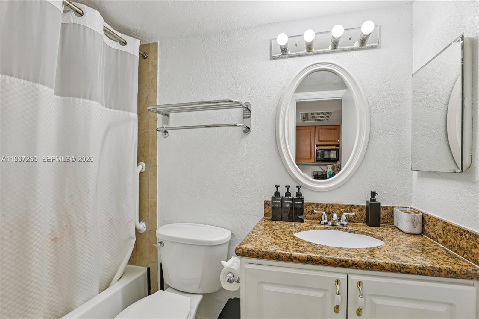 THE AVENTURA BEACH CLUB C - Residential