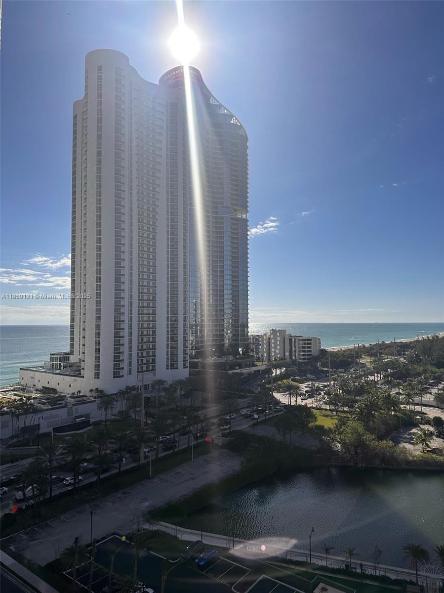 2BED/2BATH FULLY FURNISHED AT OCEANFRONT TRUMP TOWER III.
This TURNKEY apartment comes complete with all housewares. Linens, towels, and a full kitchen setup are provided for your convenience. The kitchen includes all cookware, dishes, and utensils. Bedrooms are furnished with fresh linens and bedding.
Just bring your suitcase!
Amenities include pool, great room, gym, wet and dry saunas jacuzzi, direct beach access/service, valet parking and so much more. AVAILABLE SEPTERMBER 15, 2025 for a 6+ month lease.
FOR SHORTER TERMS PLEASE CONTACT BROKER.