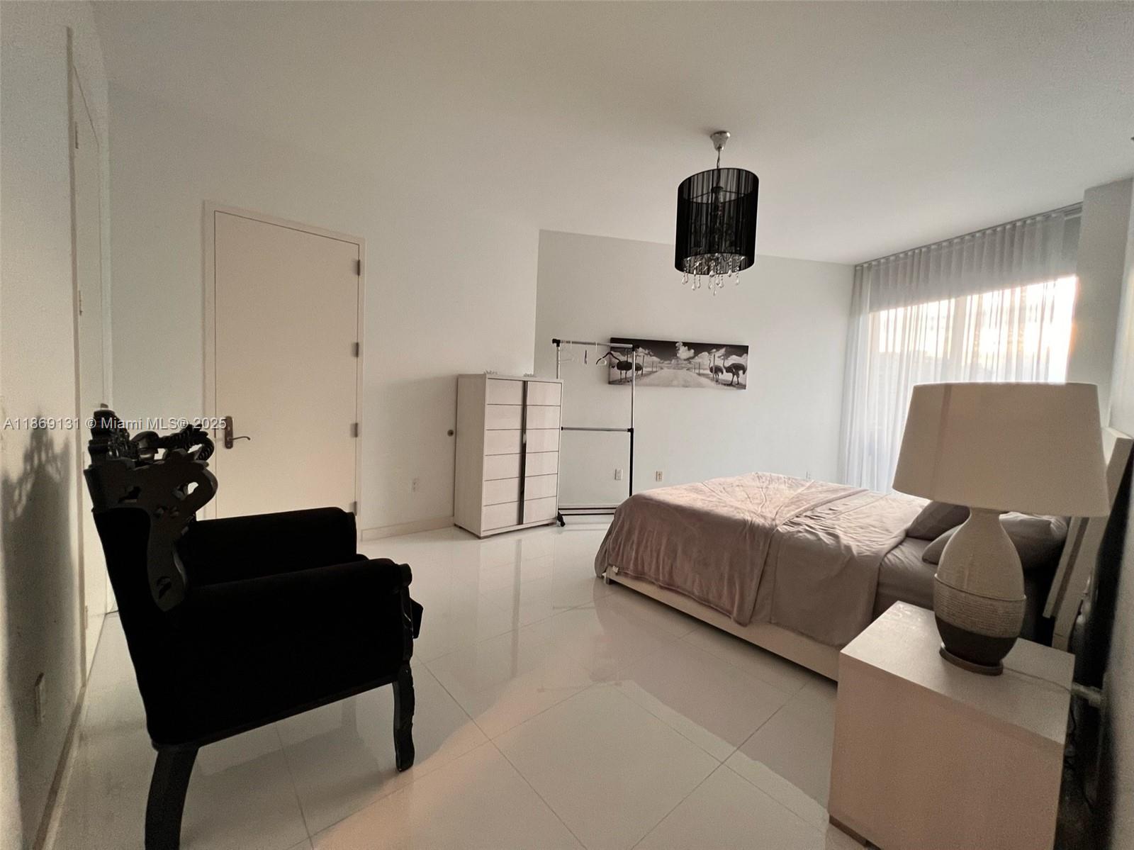 TDR TOWER III CONDO - Residential Lease