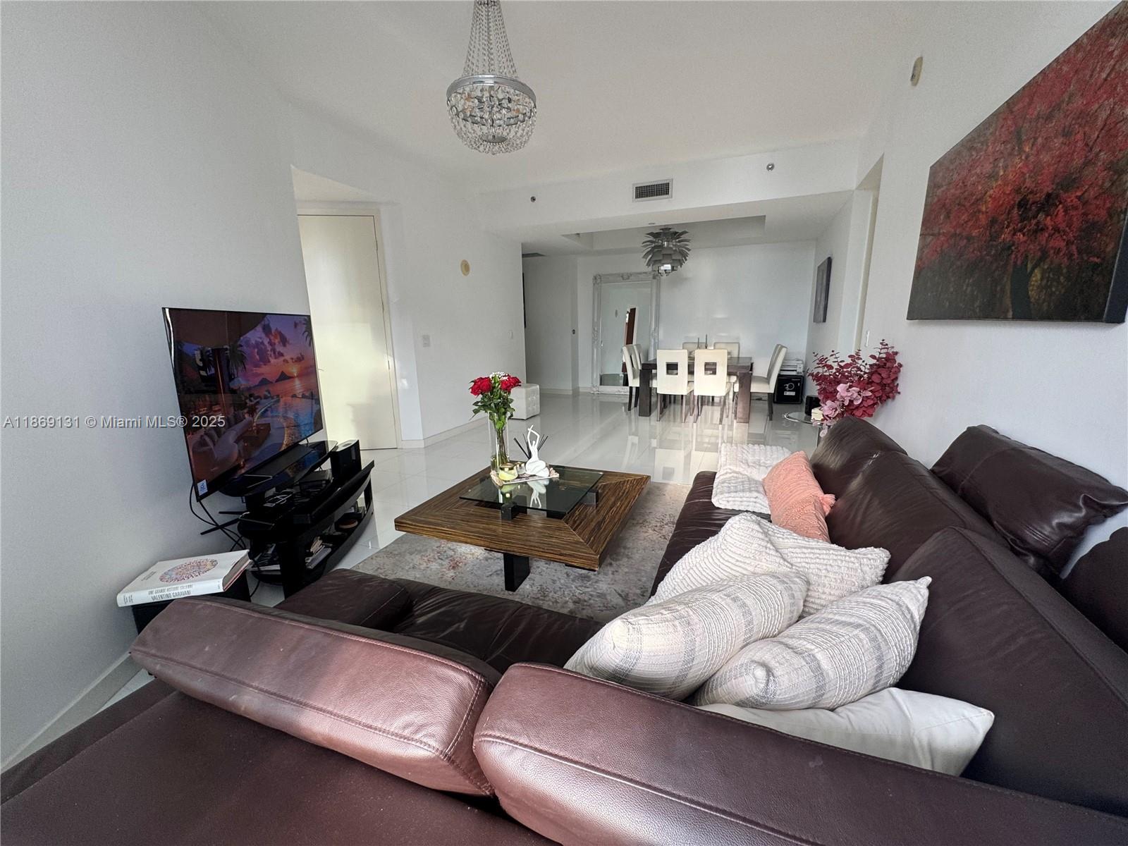 TDR TOWER III CONDO - Residential Lease