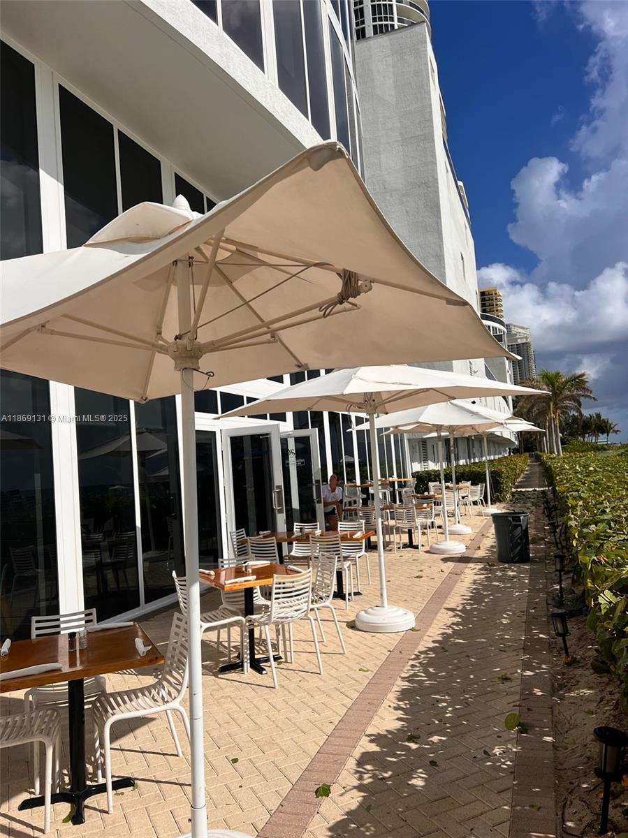 TDR TOWER III CONDO - Residential Lease