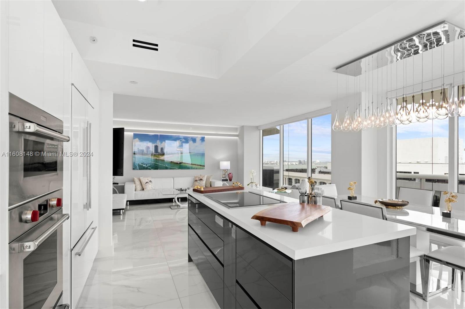 BLUE DIAMOND CONDO - Residential