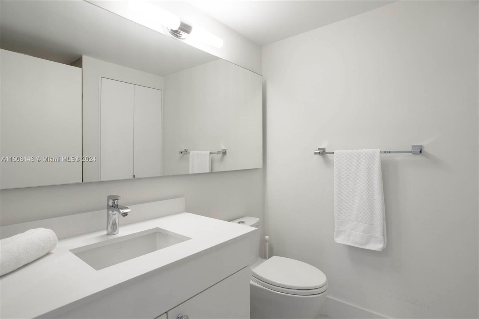 BLUE DIAMOND CONDO - Residential