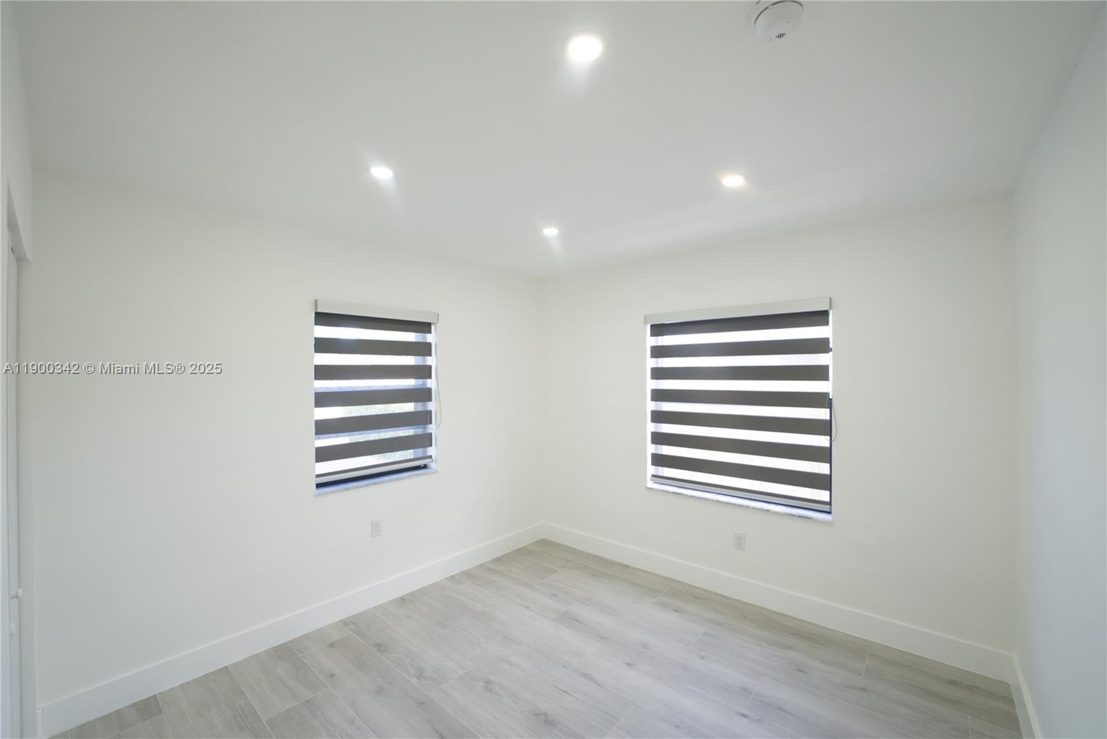 HIALEAH 13TH ADDN AMD PL - Residential Lease