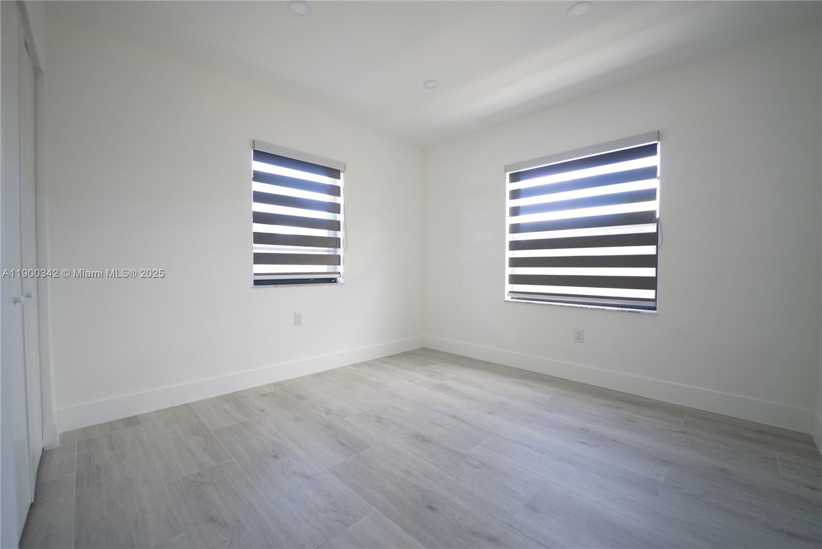 HIALEAH 13TH ADDN AMD PL - Residential Lease