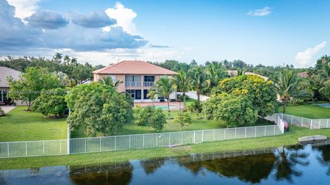 A home in Cooper City