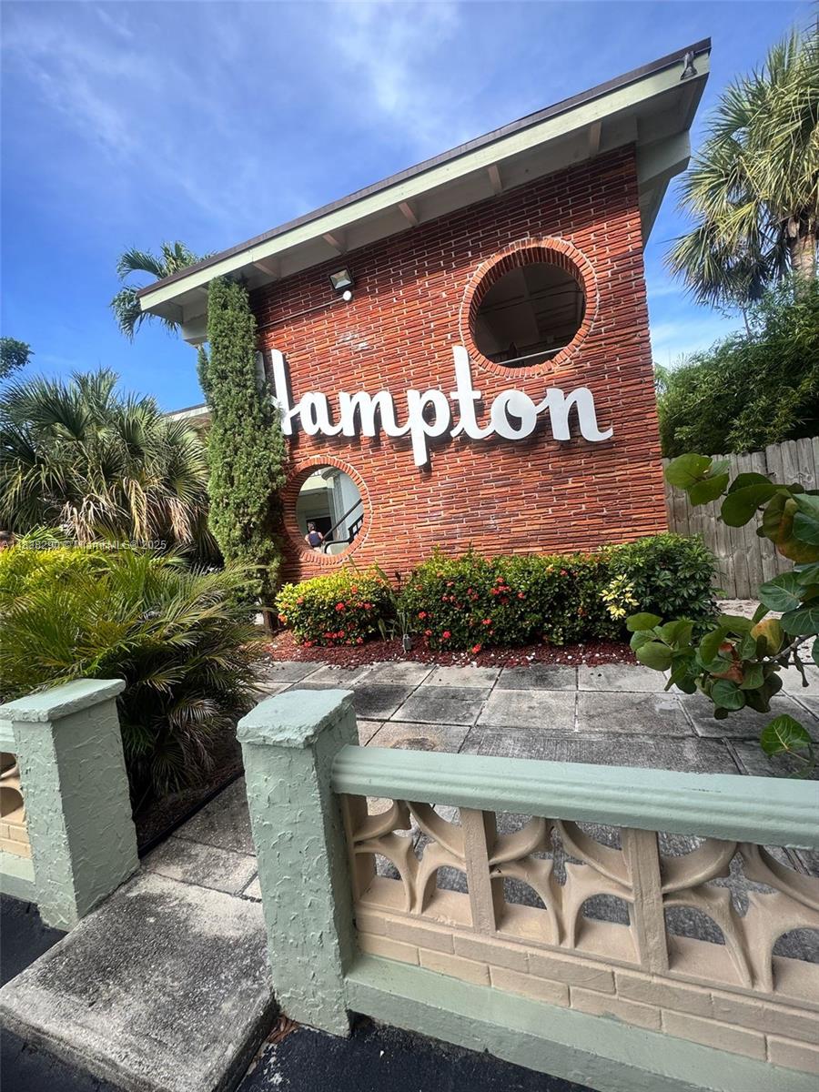 Charming efficiency unit in the heart of Delray Beach! This clean and cozy space offers convenience and comfort just minutes from downtown and the beach. Includes 1 parking space. Fast and easy approval process. Perfect for those seeking a simple and central living space. Electricity, Water and trash included. Ready for immediate move-in!