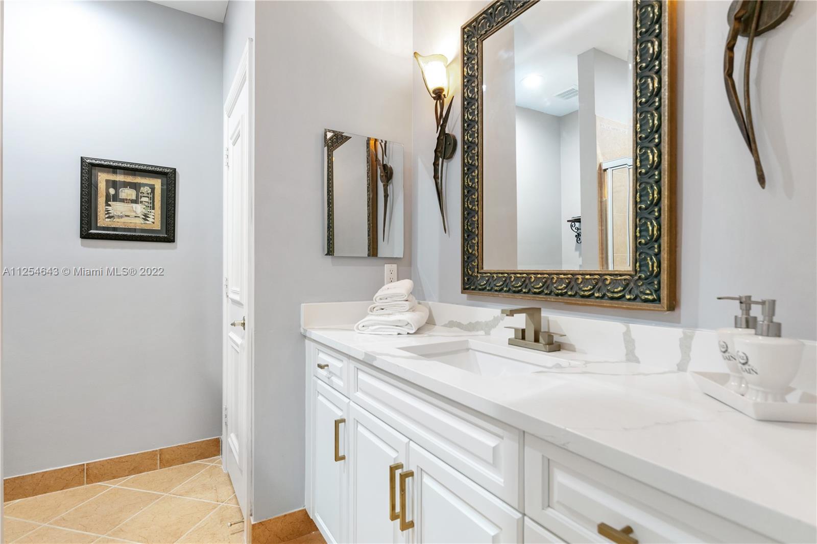 HERON BAY 5 - Residential