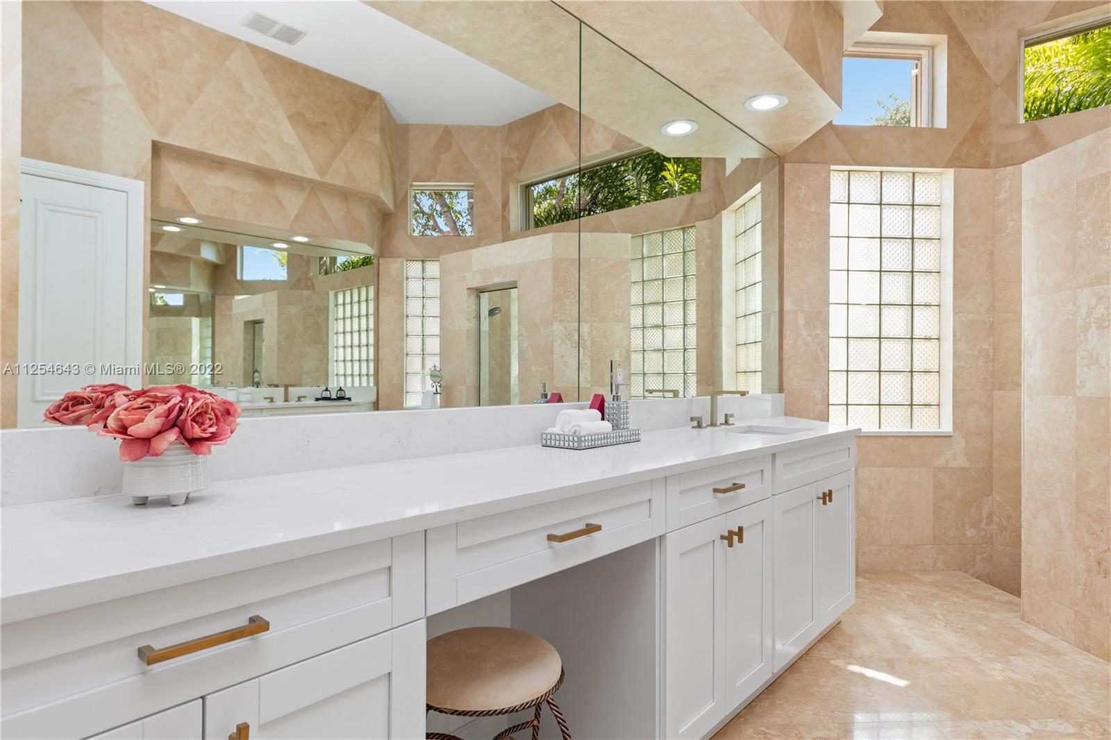 HERON BAY 5 - Residential