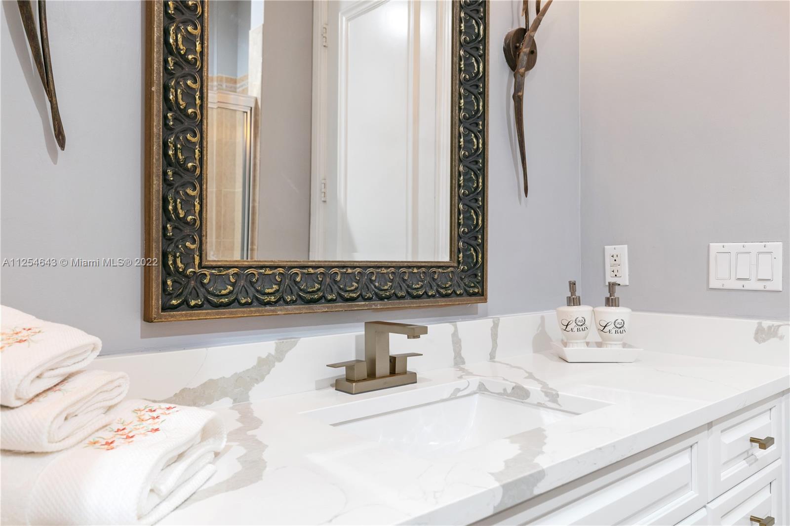 HERON BAY 5 - Residential