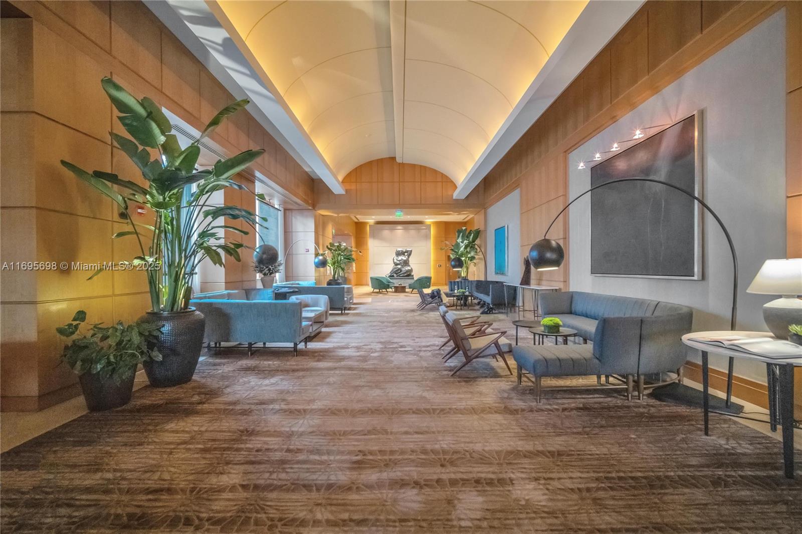 MILLENNIUM TOWER CONDOMIN - Residential Lease