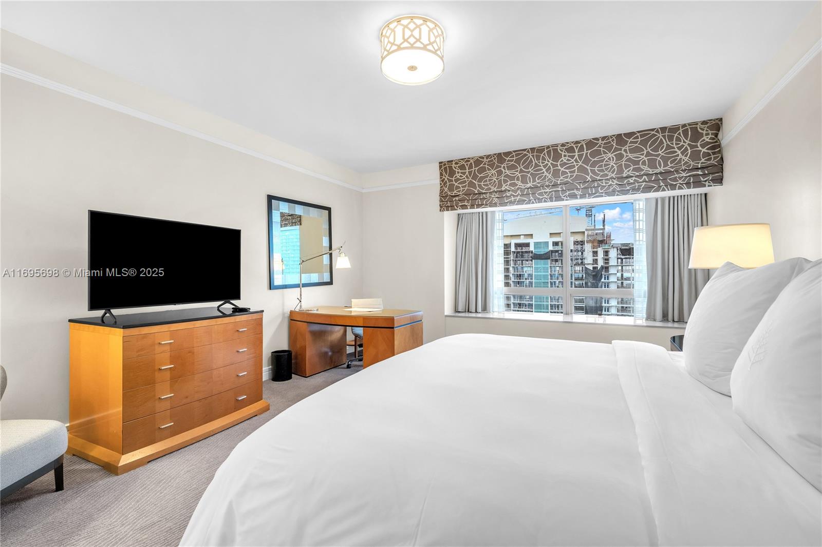 MILLENNIUM TOWER CONDOMIN - Residential Lease