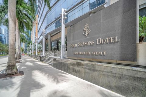 1435 Brickell Ave 3012 Miami FL 33131