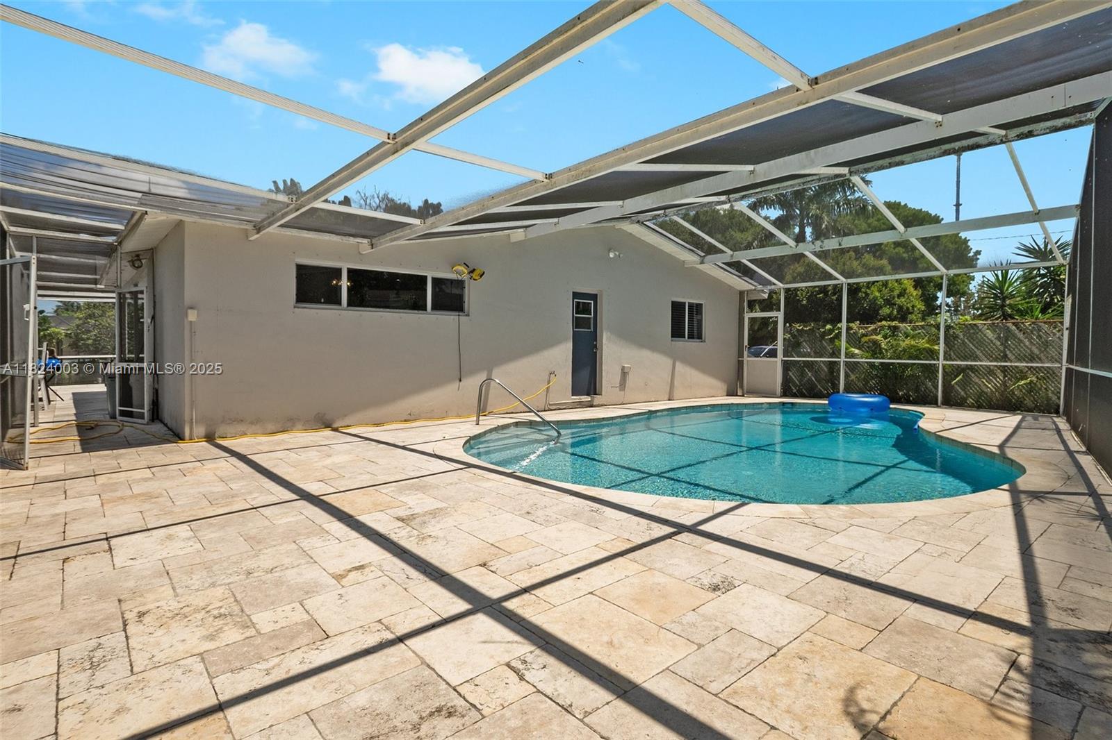 MIRAMAR ISLES SEC 2 - Residential