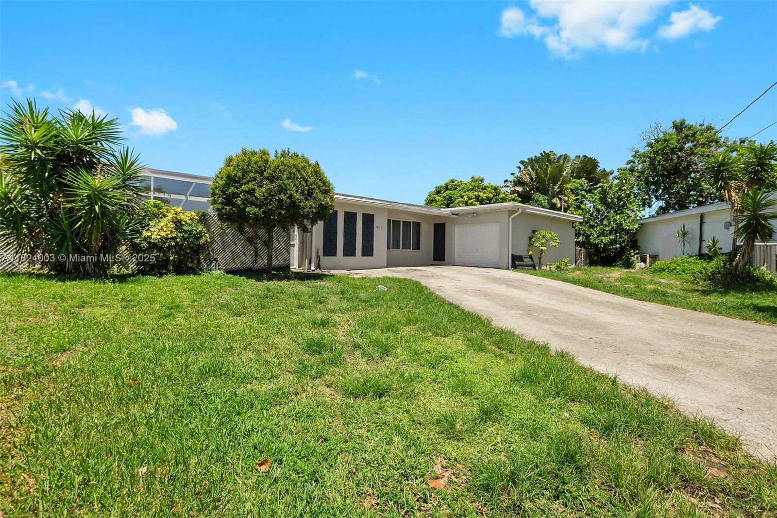 search properties 1 3813 S Lake Ter