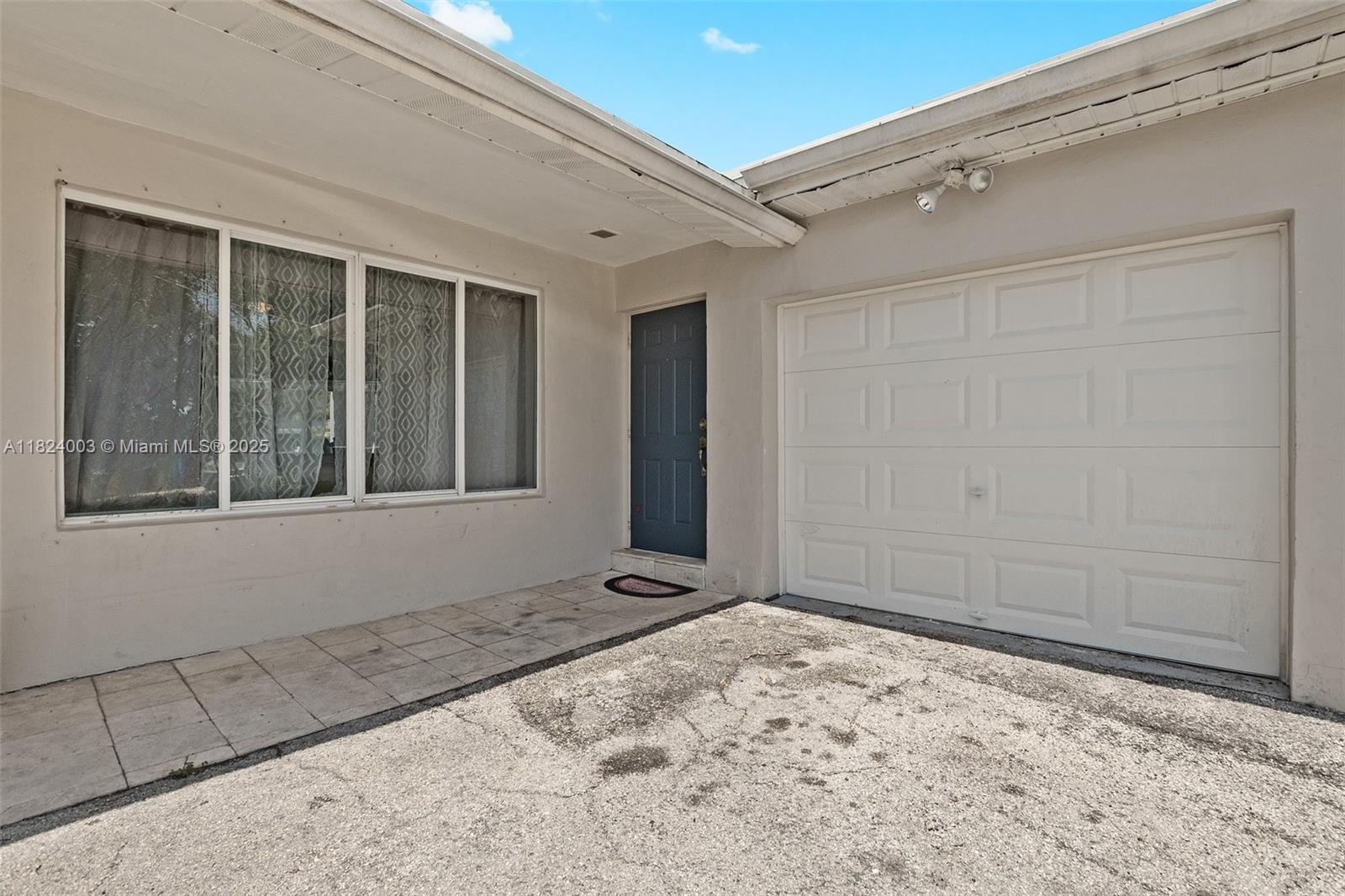 search properties 2 3813 S Lake Ter
