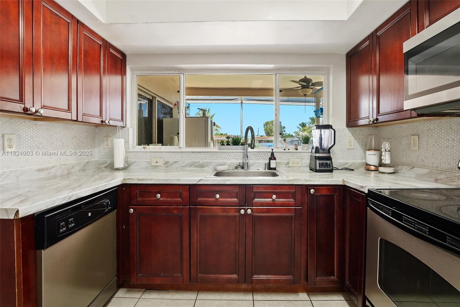 MIRAMAR ISLES SEC 2 - Residential