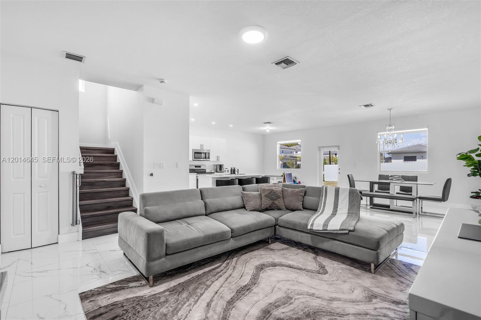 Galiano - Residential
