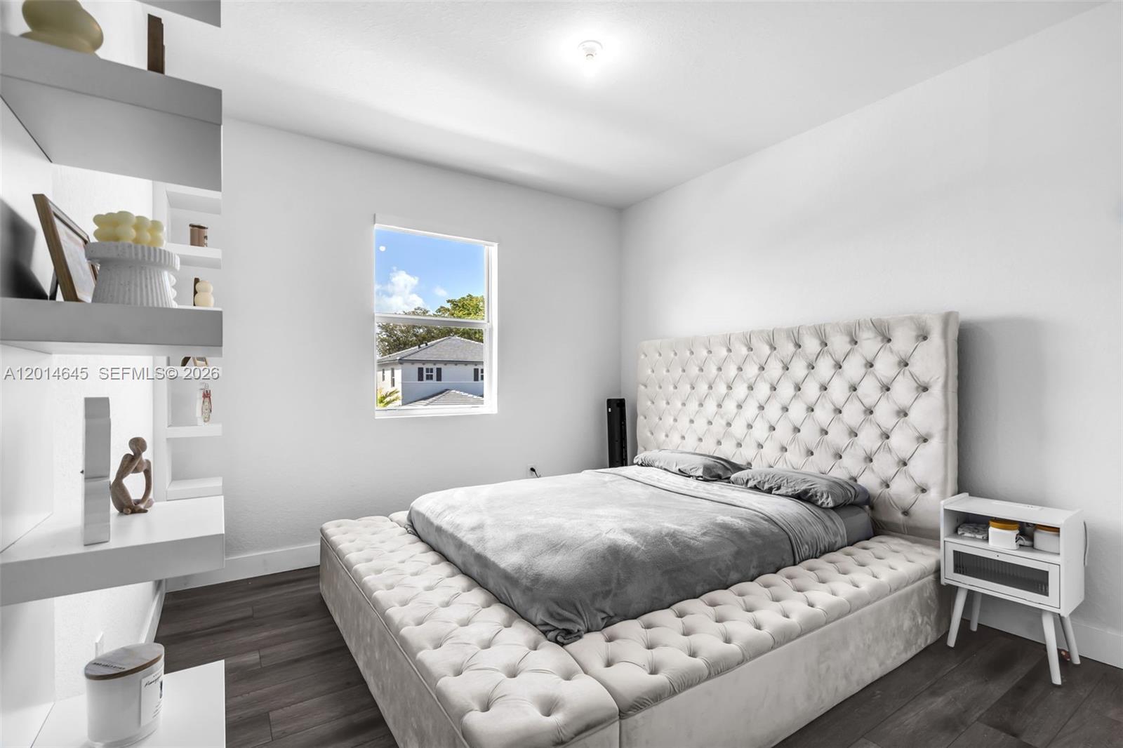 Galiano - Residential