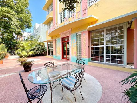 Photo of 1051 Meridian Ave #1D, Miami Beach, FL 33139 (MLS # A11916496)